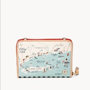 Spartina 449 NORTHEASTERN HARBORS ALL-IN-ONE PHONE CROSSBODY